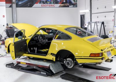 Porsche 911 RSR Yellow Full wrap 05